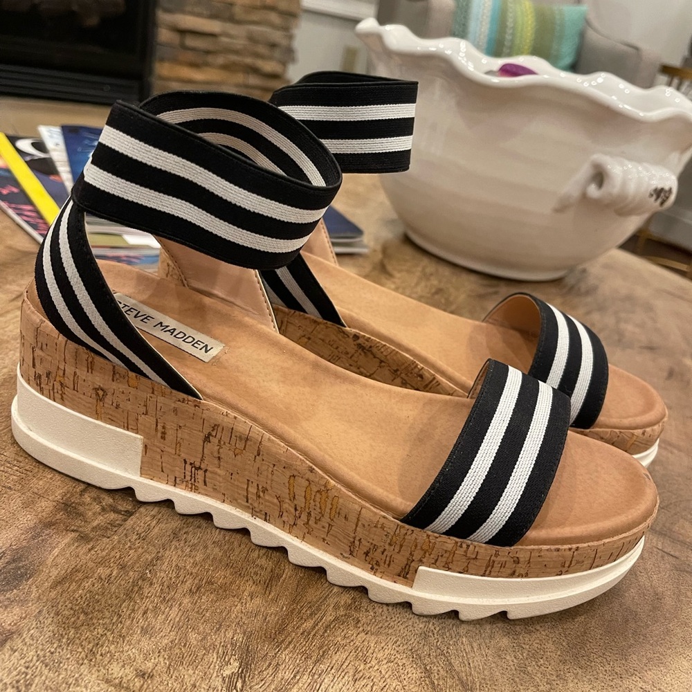 Steve Madden Sandle